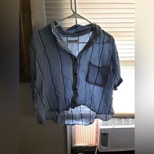 Blue button crop top